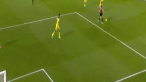 仅需13天超越10天佳绩，总分领先揭秘攻防新格局！